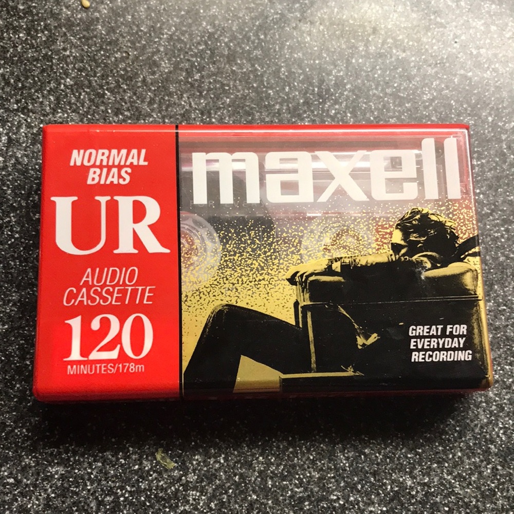 Maxell audio cassette tape 120 mins new